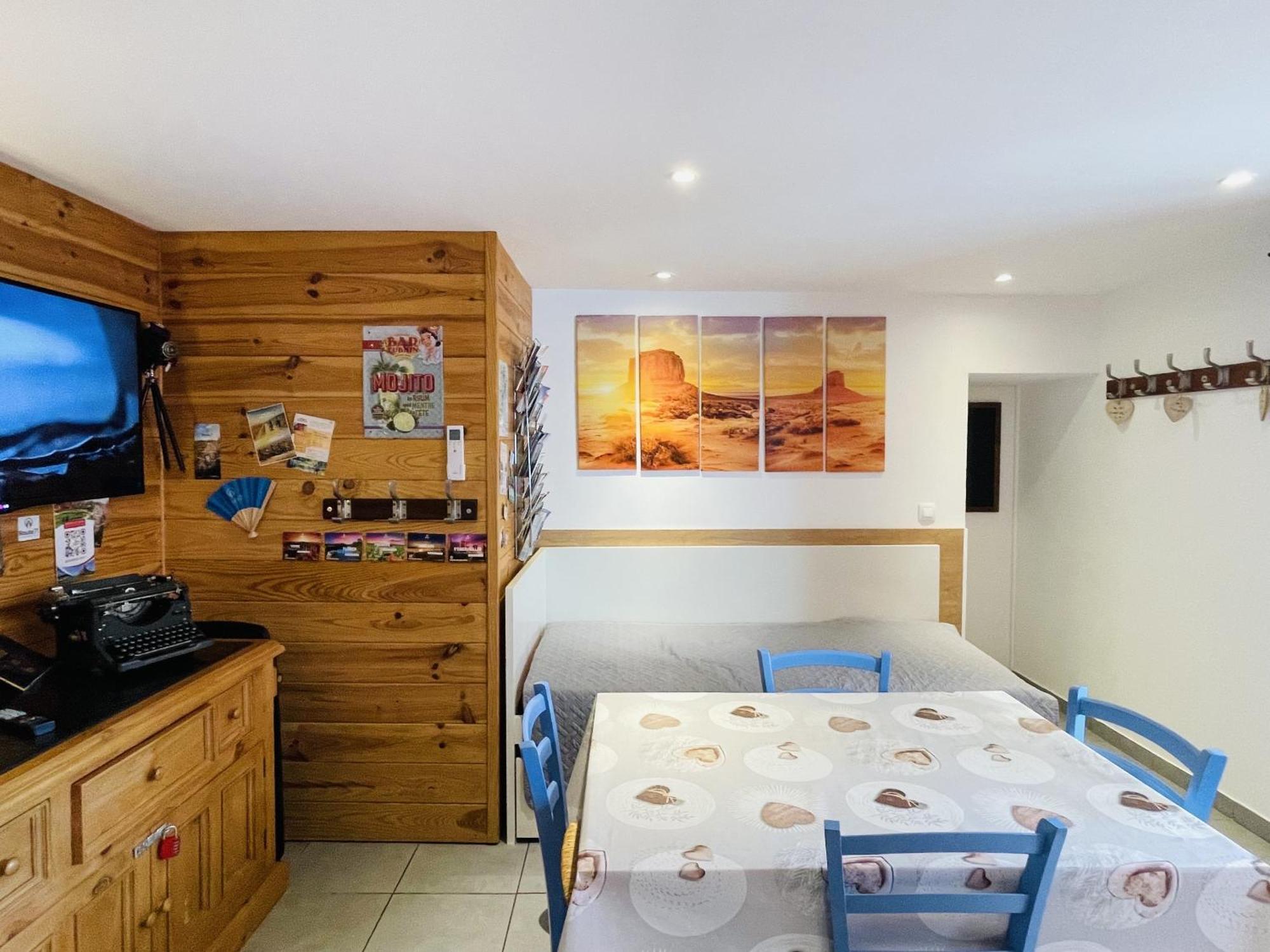 Le Lodge Spa Saint-Laurent-d'Andenay Экстерьер фото